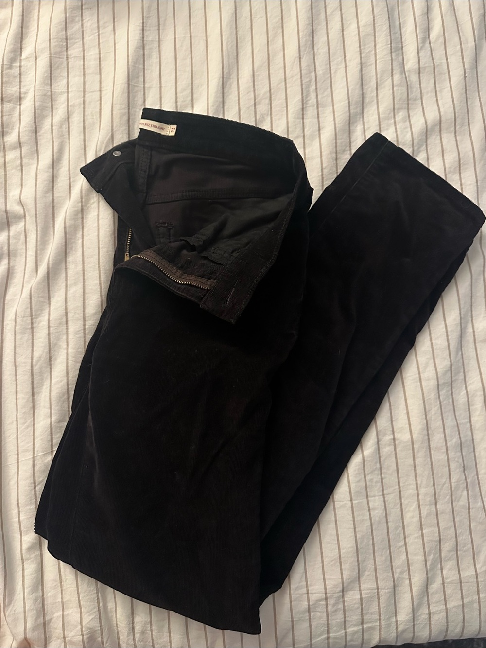 Levi's Black Straight Leg Women's Jeans